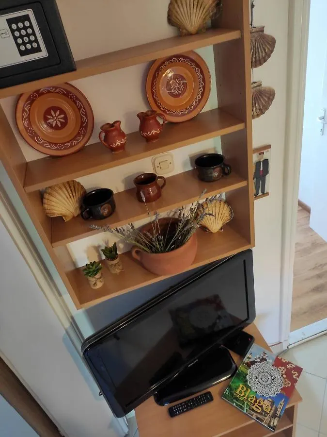 Larus Apartment Split